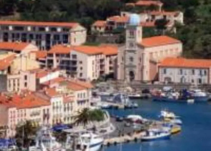 Appartement Sur Les Hauteurs De Port-Vendres